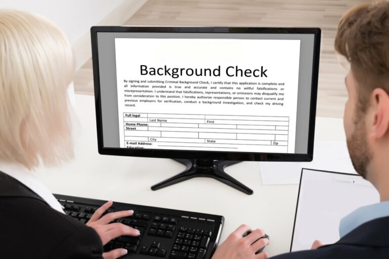 8 Popular Background Check Tools to Explore