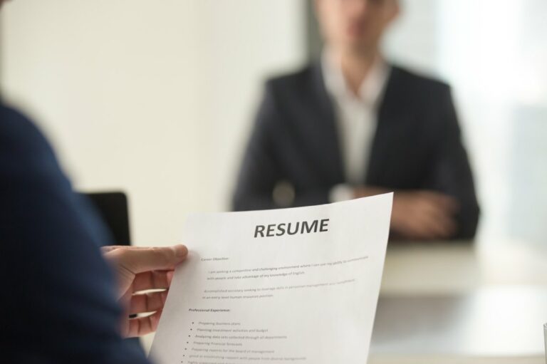 8 Reasons Why Small Businesses Need Better Hiring Checks